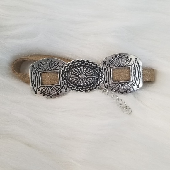 Jewelry - Boho bracelet gold